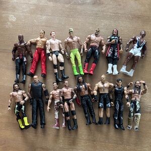 15 WWE Action Figure Collection